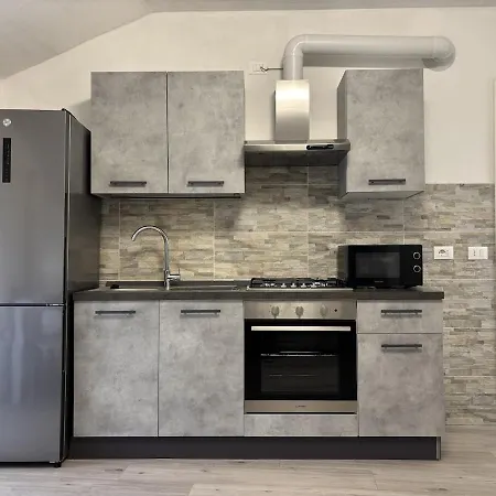 La Mansarda Sul Apartment *